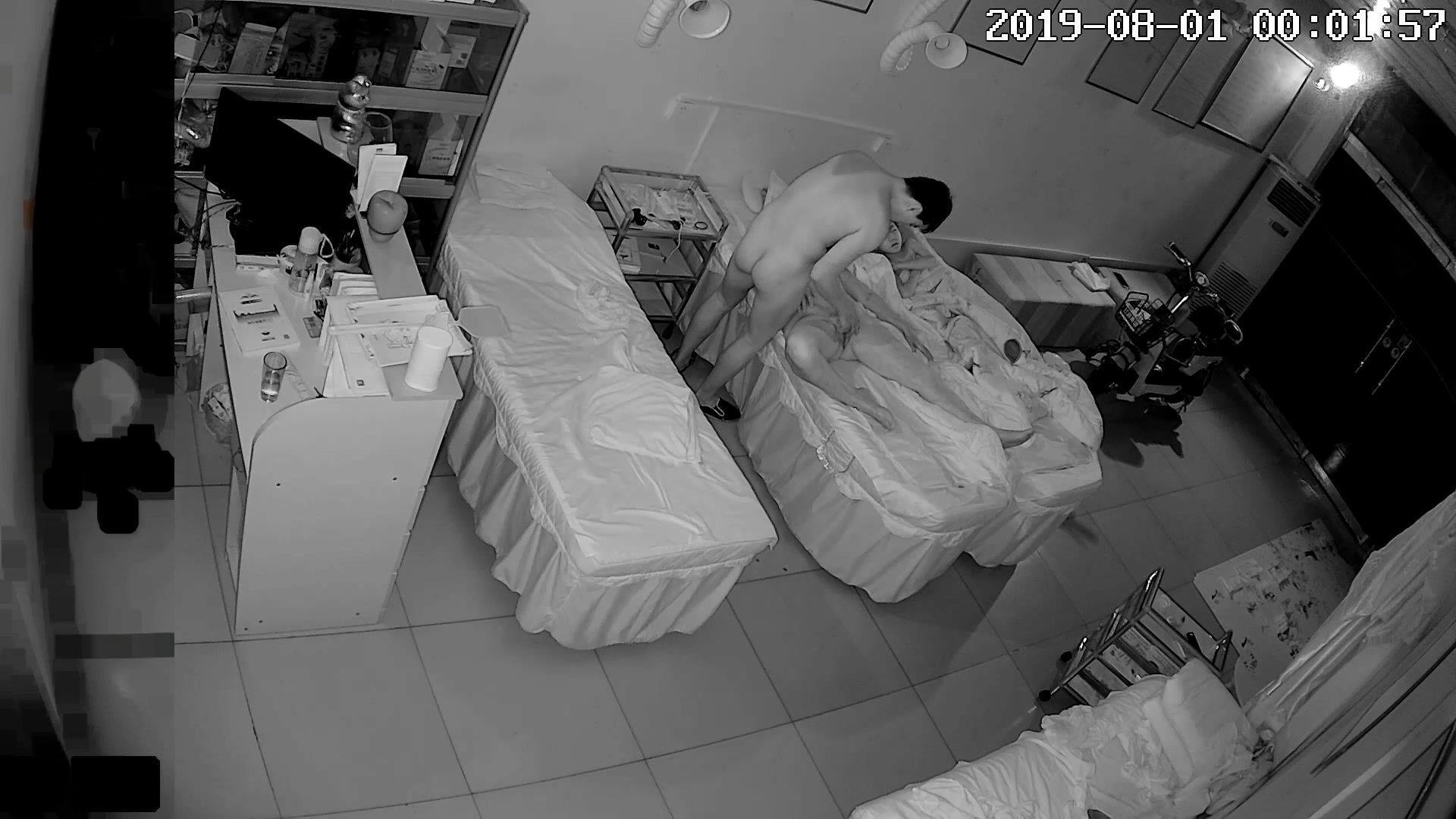 偷拍夫妻的激情