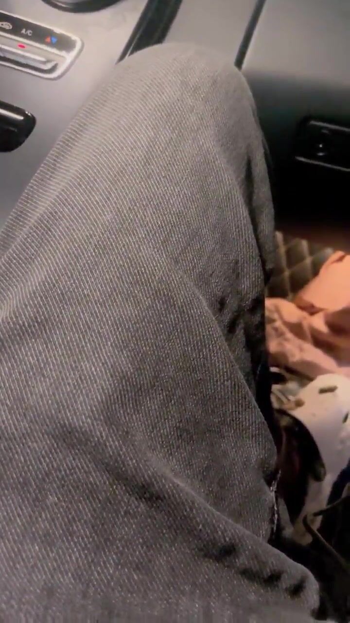 【會噴水的婷婷】戶外車里，SM捆綁，電擊，大雞巴狂插 (4)